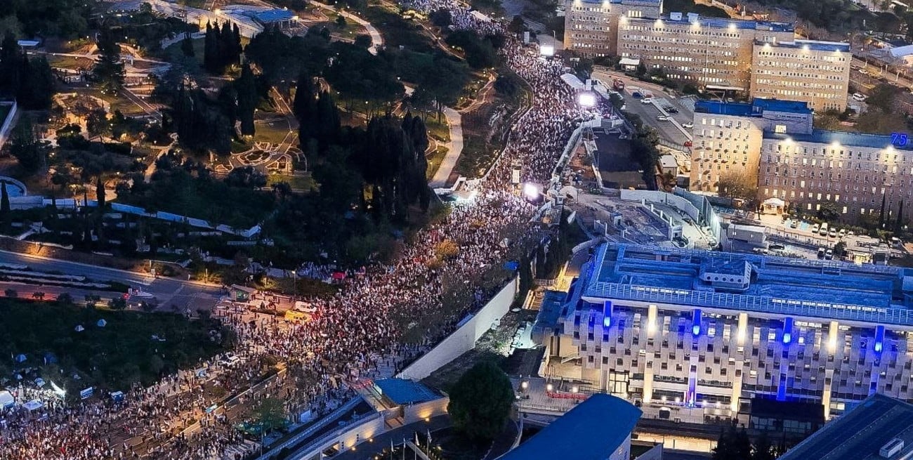 Miles de manifestantes se mostraron en contra del gobierno de Netanyahu