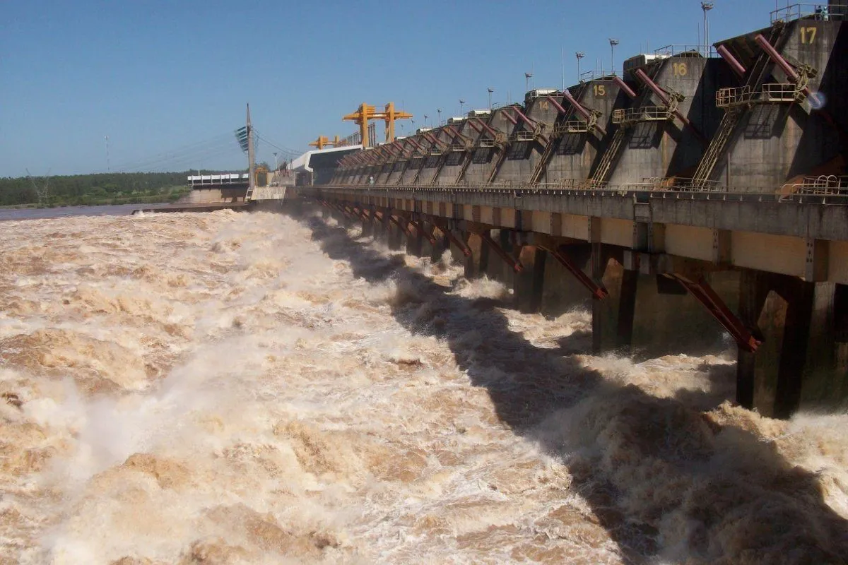 El río Uruguay tiende a los 13,50 metros de altura en Concordia, informó Hidrología de CTM