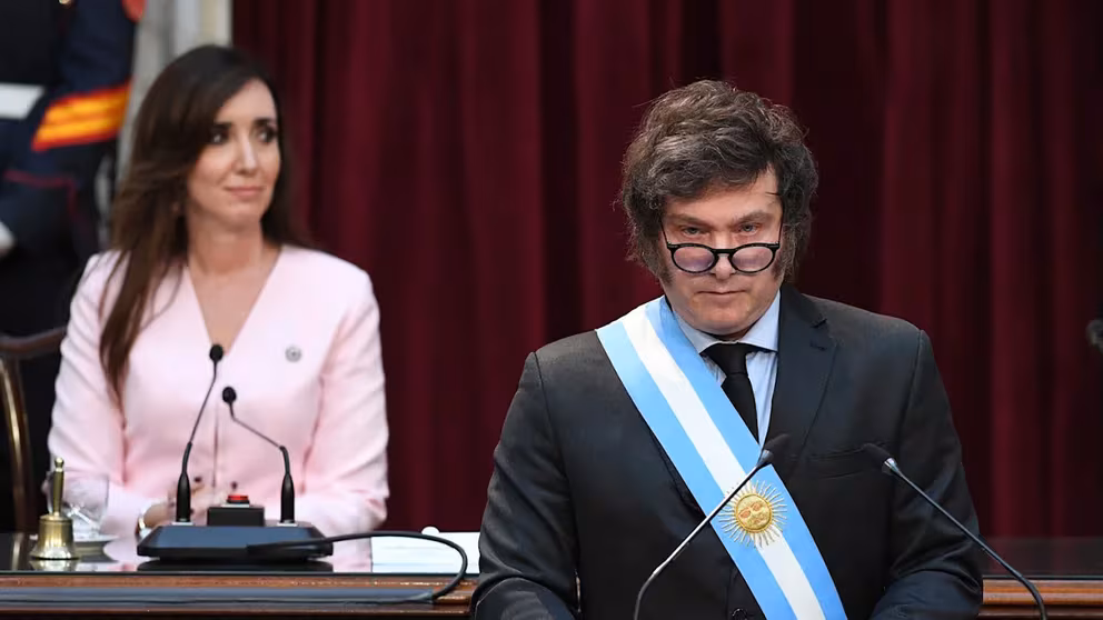 Milei presenta el Presupuesto: una puesta en escena inédita y un posible anuncio en medio de un rediseño del sistema de toma de decisiones