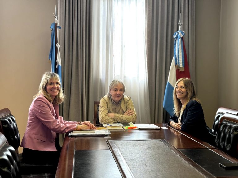 Avanzan las gestiones para crear un Centro Cultural en Casa de Entre Ríos