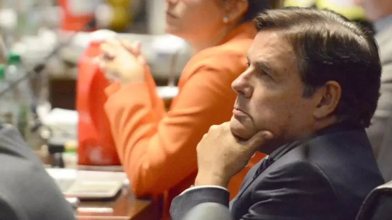 47ddadb6-7e65-4f45-9d2d-c459e5bf8c64_16-9-discover-aspect-ratio_default_0