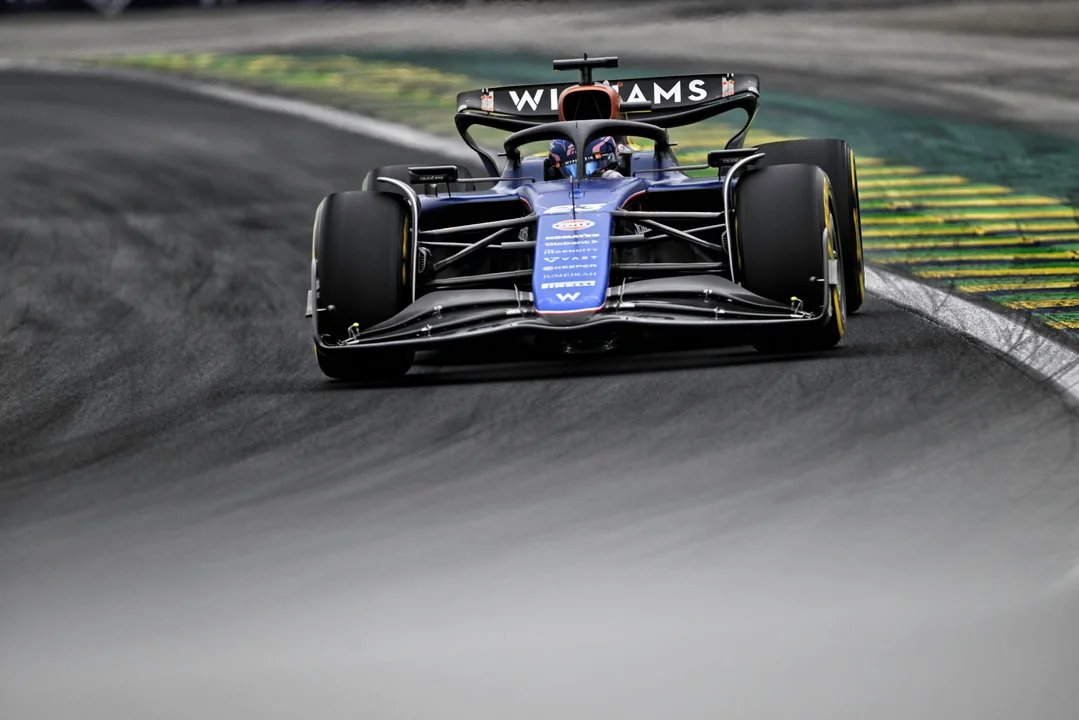 Colapinto finalizó duodécimo en la carrera Sprint previa al Gran Premio de Brasil