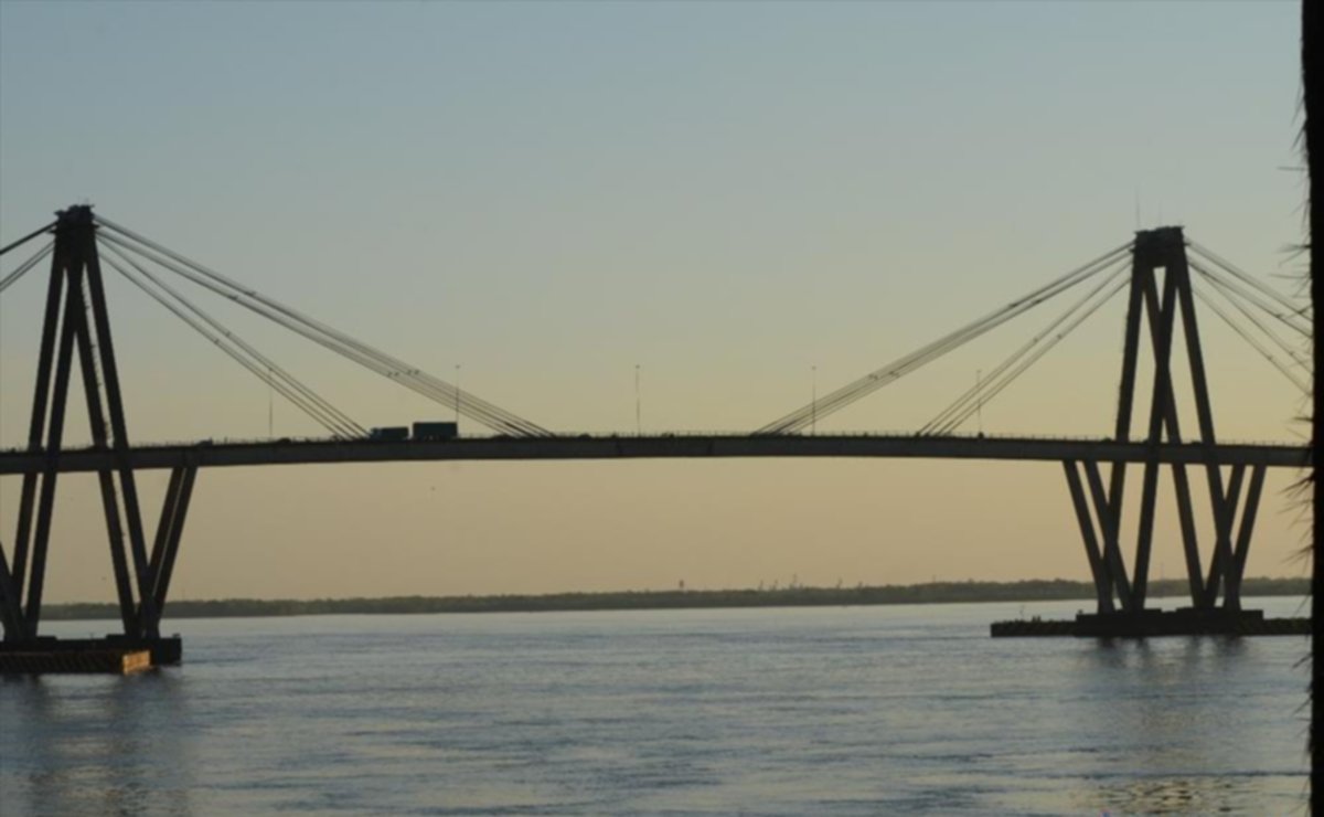 POLÉMICA POR EL ESTADO DEL PUENTE CHACO-CORRIENTES