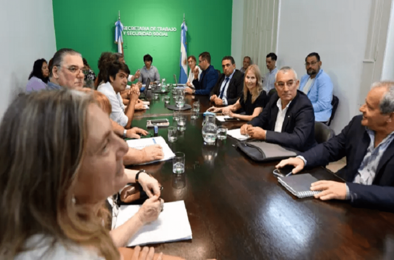 Los docentes entrerrianos y gobierno retoman este miércoles las paritarias