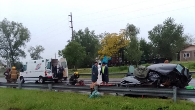Tres hombres resultaron lesionados de gravedad tras despiste y choque contra el guardarrail, en la “hermosa” autovía 14