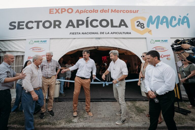 2025_03_22-frigerio-macia-fiesta_apicultura (1)
