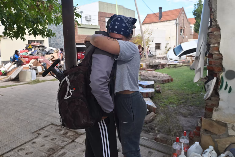 OMPO7TY5MFFFXMZ6M6SIREQT4M