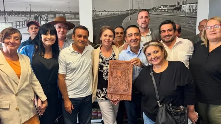 alberto-arrua-y-el-pj-misiones-herrera-ahuad-misionespng