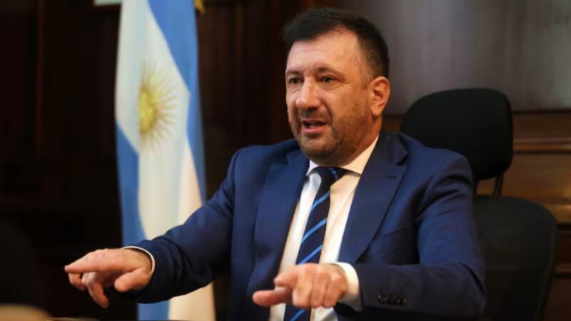Revelaron cómo Kueider llegó a manejar un millón de dólares sin controles bajo el gobierno de Bordet