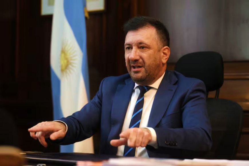 Revelaron cómo Kueider llegó a manejar un millón de dólares sin controles bajo el gobierno de Bordet