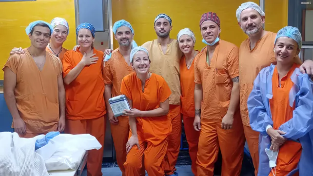 Médicos de los hospitales San Roque y San Martín realizaron una cirugía inédita