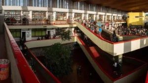 3e906243-10a3-4012-8659-966a43ba4e3a_16-9-discover-aspect-ratio_default_0_x1050y232