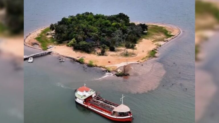 Arena-Isla-del-Medio-apai-813x458