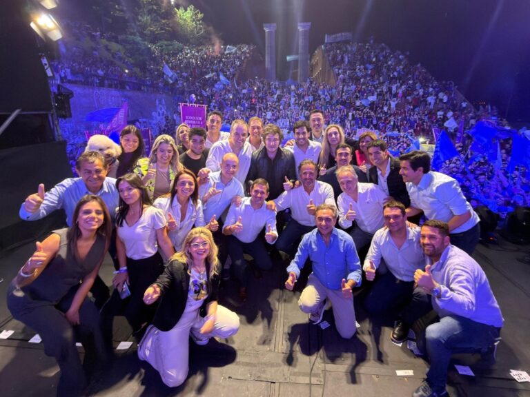 Imagen de WhatsApp 2025-10-23 a las 21.39.01_3c25011a