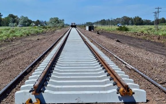 588548926_1308598637965140_6478052290416557155_n