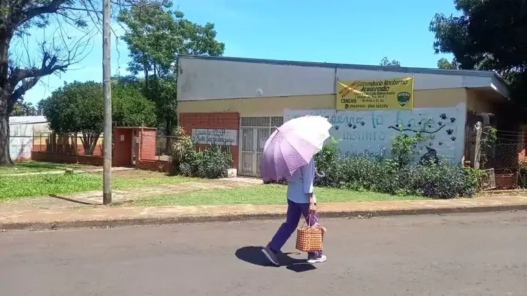 Denuncian-que-un-alumno-de-quinto-grado-habria-aspirado-cocaina-en-el-aula-Misiones-Cuatro