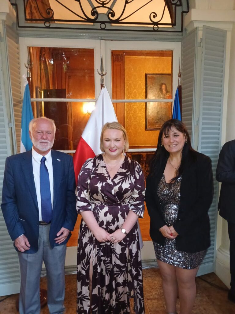 Imagen de WhatsApp 2025-11-21 a las 11.31.46_69b3290e