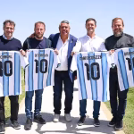 tapia-con-los-intendentes-de-achaval-otermin-EXXD5KA4KBDCNETAVVO72LG7IA