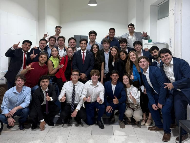 Imagen de WhatsApp 2025-12-04 a las 20.06.22_b4de9590