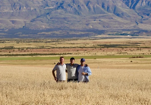 697cf3137d1f8_1200_675!