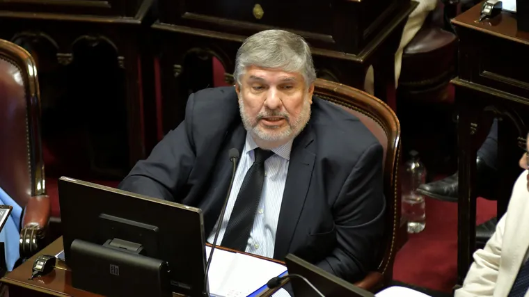 crece-la-tension-el-bloque-k-el-senado