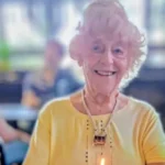 robo-abuela-influencer-1