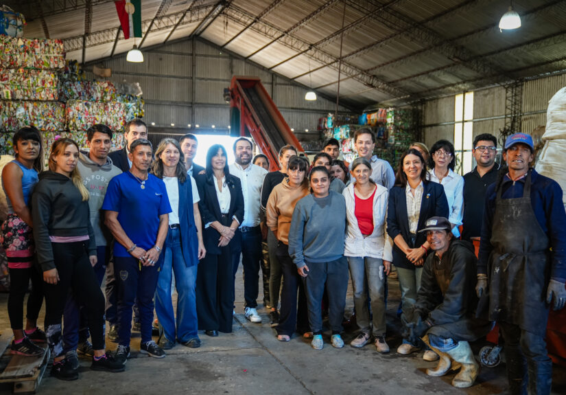 2026_04_20-mgt-nogoya-prensa_enfardadora (1)