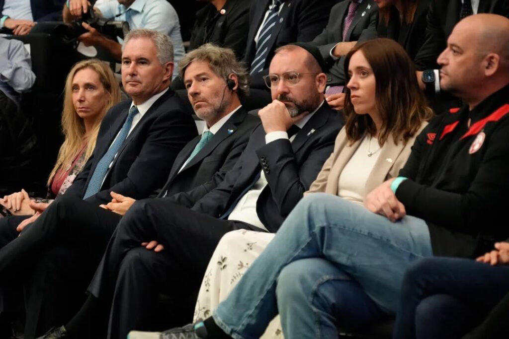 670633679 18006514862889246 1337380383357902898 n