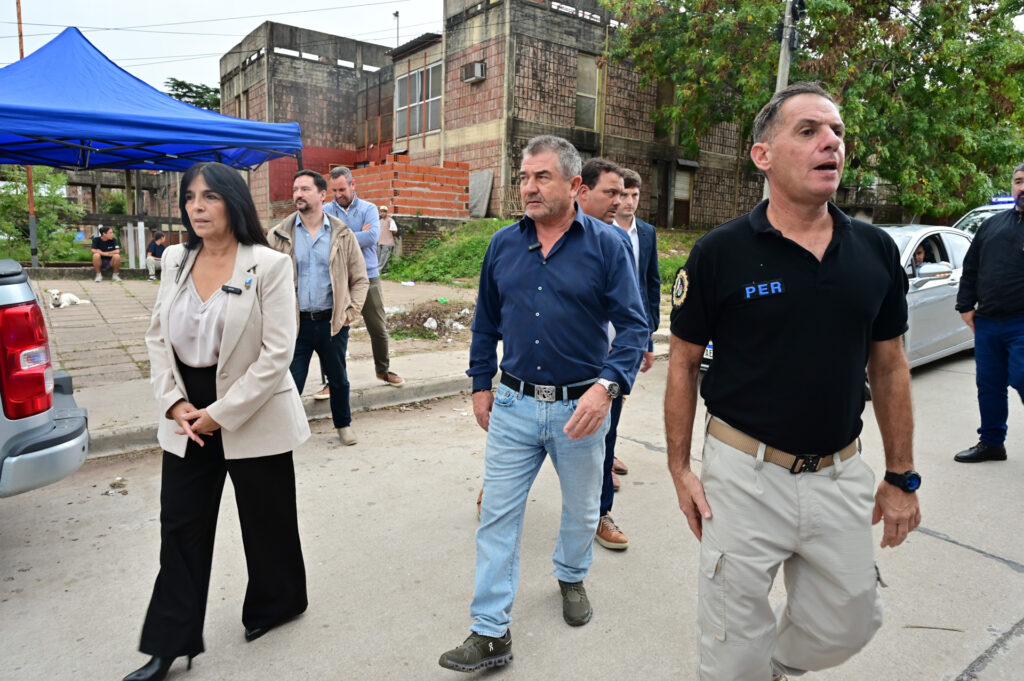 Demolieron un búnker de drogas en el Barrio Lomas del Mirador II de Paraná 4 DSC 9337