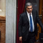 jorge-capitanich-en-el-recinto-del-senado-HSHKCUYSCJHX3O67NIRZLGLNCQ