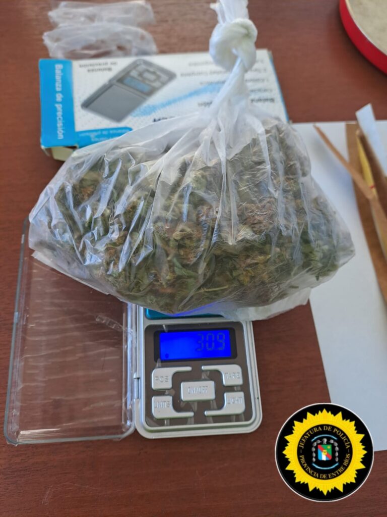 02 05 2026 Puesto de Control Vial Brazo Largo Procedimiento S Inf. Ley Provincial 10.566 Narcomenudeo