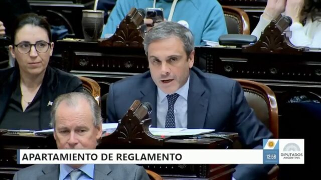Michel pidió bajar el IVA al huevo para dar un alivio fiscal a los consumidores y ayudar una industria fundamental para los entrerrianos #AnalisisLitoral #Rosario #SantaFe #LitoralArgentino #EntreRios #Concordia #Argentina #Noticias #Actualidad #Periodismo
@rosariotres @diariolacapital @rosarionuestrok @eltrestv @cadena3rosario @eloncecom @elentrerios @diarioriouruguay @infobae @todonoticias