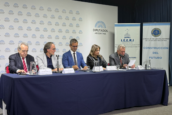 Mouliá participó de una jornada sobre federalismo y desarrollo productivo en el Congreso Nacional 2 img fund med 1