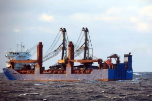 la armada de portugal publico fotos del ursa RLVSAKZAZVDN7NVVBFQDY56GJM