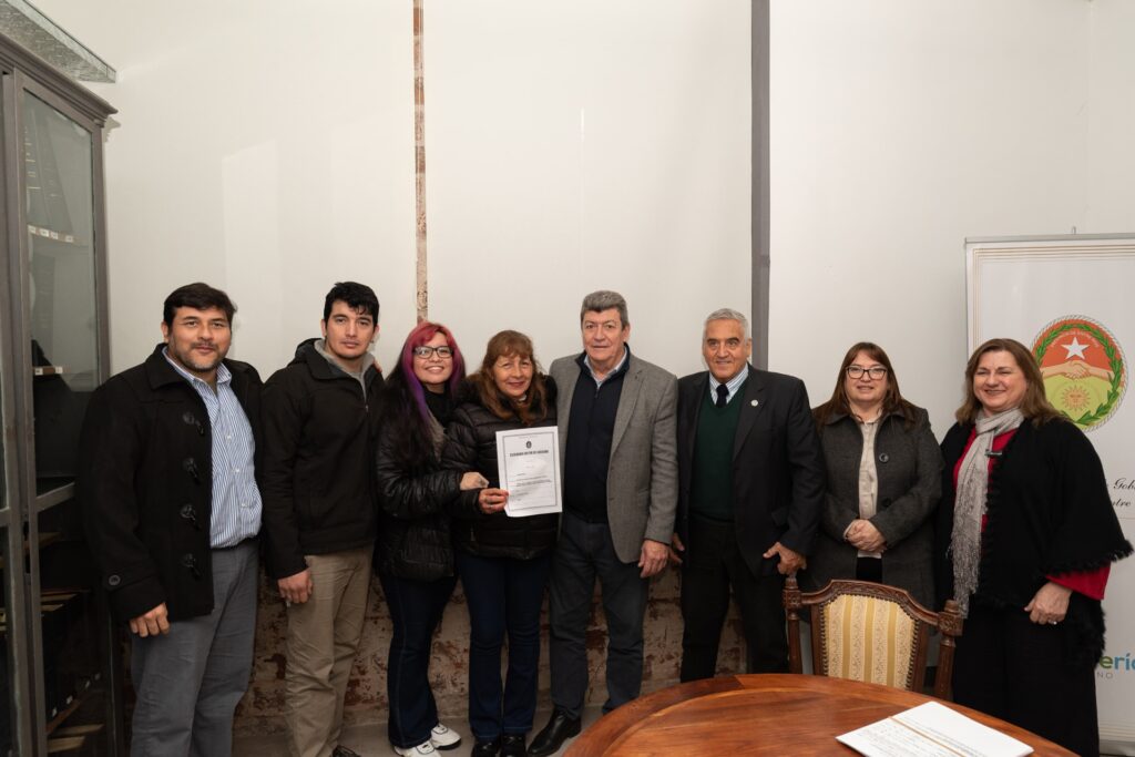 Familias entrerrianas avanzan en la regularización dominial de sus viviendas 5 IMG 20260617 140203 1920 x 1280 pixel