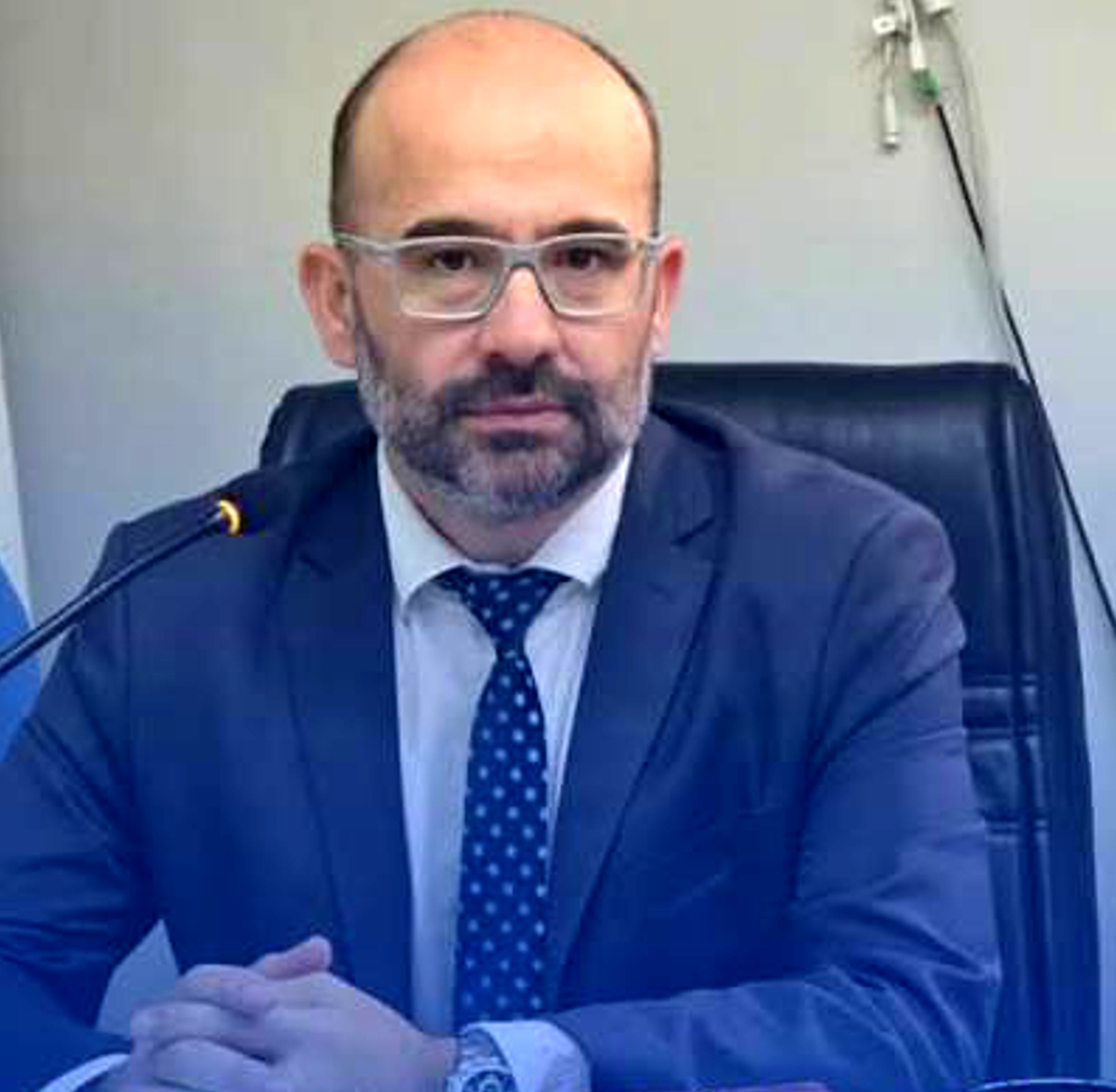 Causa Seguros: Cresto en el centro de la escena y denunciando «trasfondo político» 1 juez guerrero