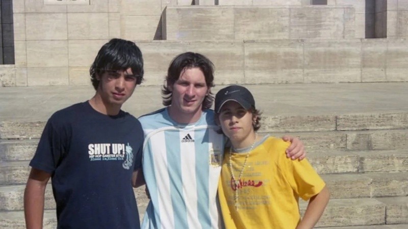 Se escaparon de la escuela y se tomaron una foto con Messi que permaneció 21 años guardada: "La habíamos dado por perdida" 1 captura de pantalla 2026 07 18 a la s 6 39 48 p m .jpg 315682333