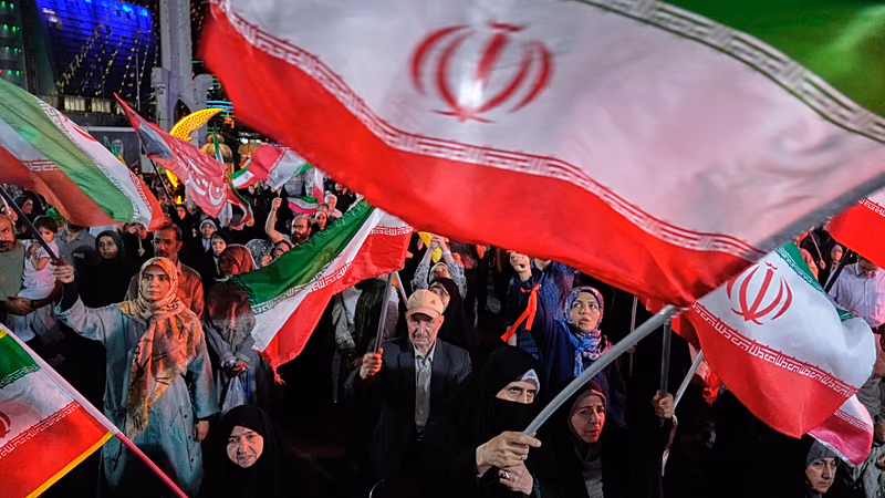 Trump promete golpear con dureza a Irán esta noche con ataques aéreos 1 mail